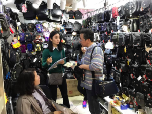 マンビシ？ワンリン？ 広州の雑貨といえば萬菱広場