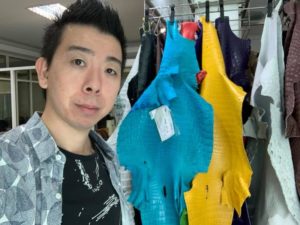 バンコクから1時間、郊外の革製品工場へ突撃!
