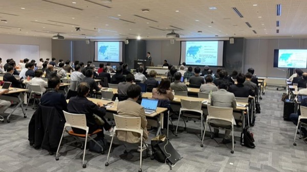 アマゾンジャパン共催セミナー 物販サミット2022冬「Amazonでの販売について一挙解説！」（2022年11月11日(金)、Amazon東京本社）の講演写真